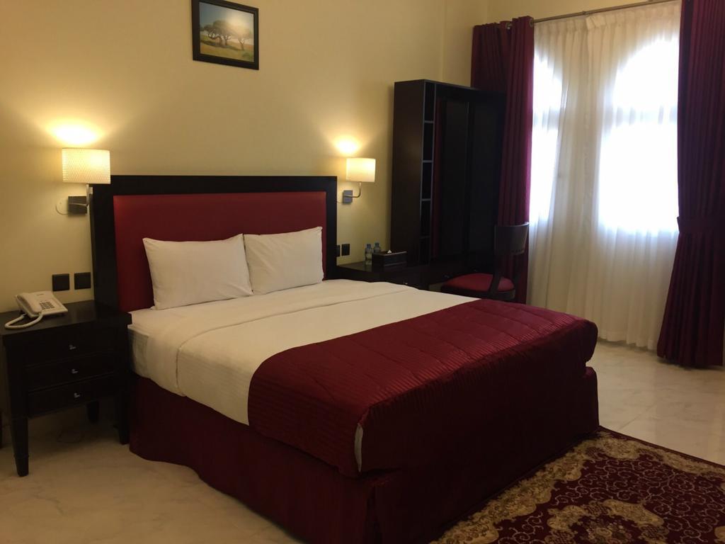 Remas Hotel Suites - Al Khoudh, Seeb, Muscat Exteriör bild